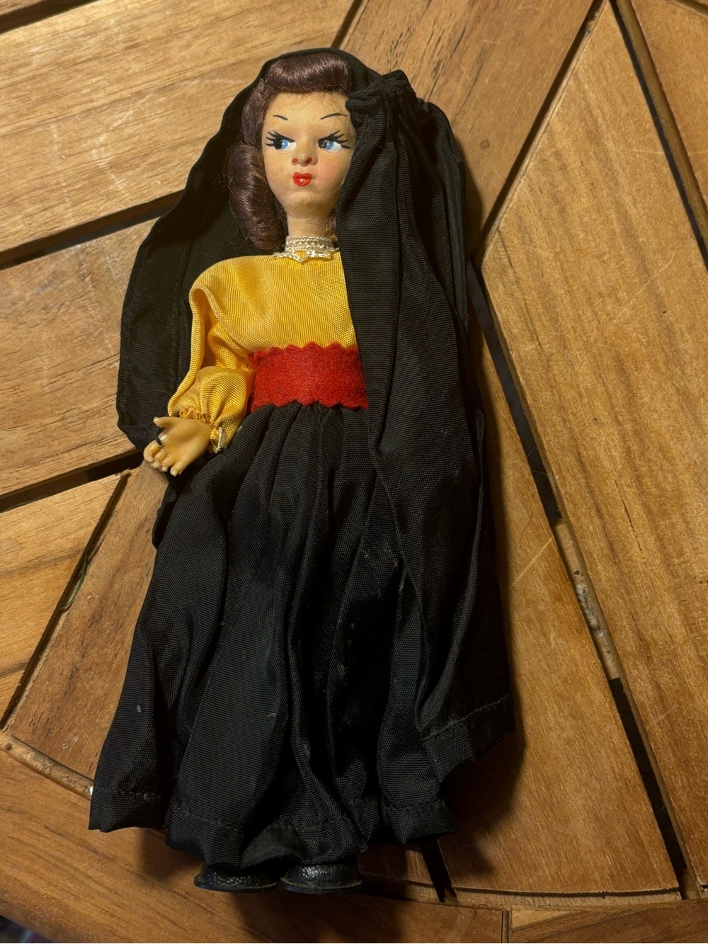 Vintage Italian Souvenir Doll 7” Hand Painted Face - Picture 10 of 10